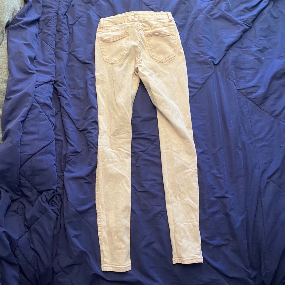 Distressed jeans - Picture 2 of 2
